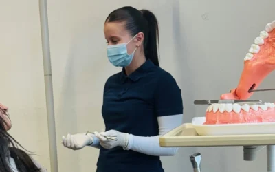 Professionelle Behandlungsstühle im ZFA-Unterricht